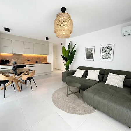 Apartment Divina V 150 Meters From The *